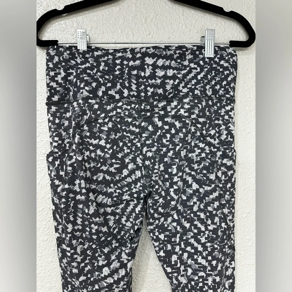 LULULEMON- Fast Free Tight II 25